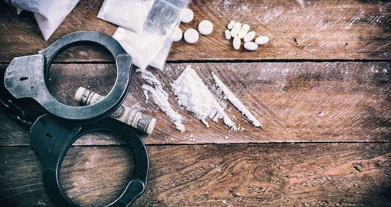 بهترین وکیل مواد مخدر